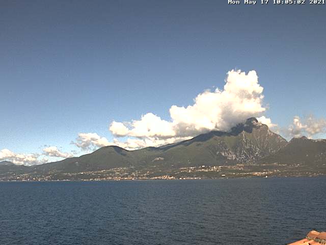 immagine della webcam nei dintorni di Gargnano: webcam Torri del Benaco